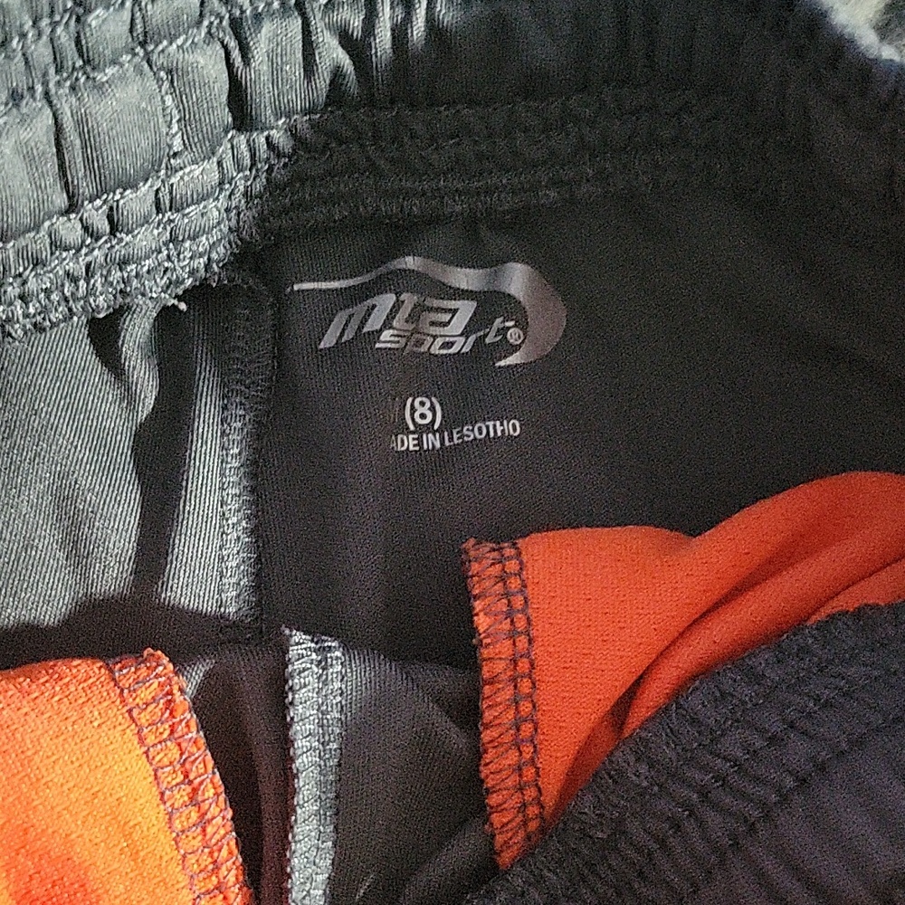 8 Pairs Of Boys Shorts - Picture 6 of 16